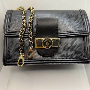 Louis Vuitton Women's classic purse